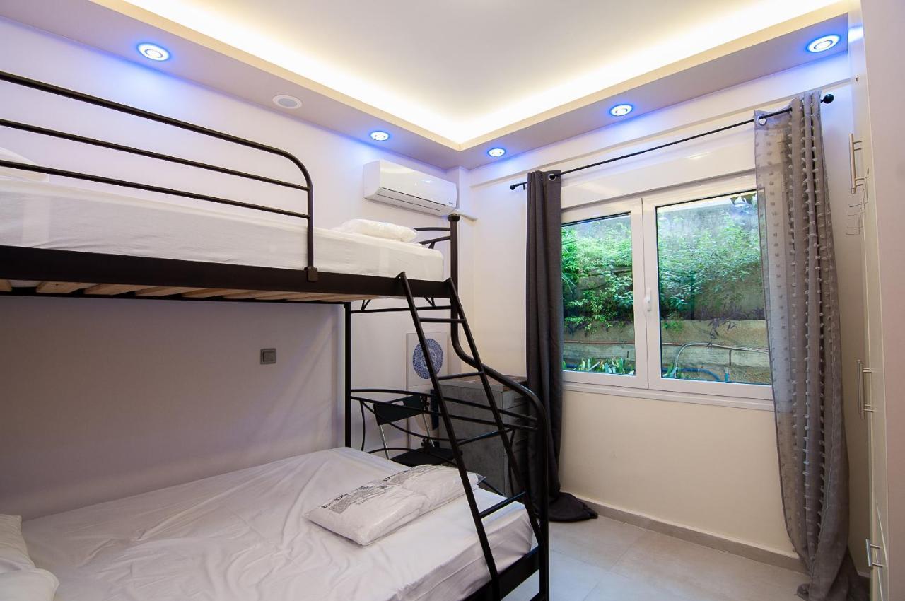 Modern Studio For 4 In Glyfada Lejlighed Athen Eksteriør billede